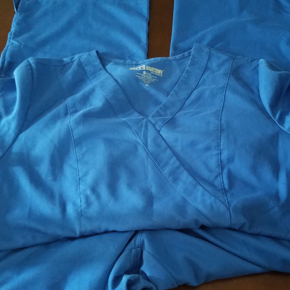 COPY - Grey's Anatomy scrubs